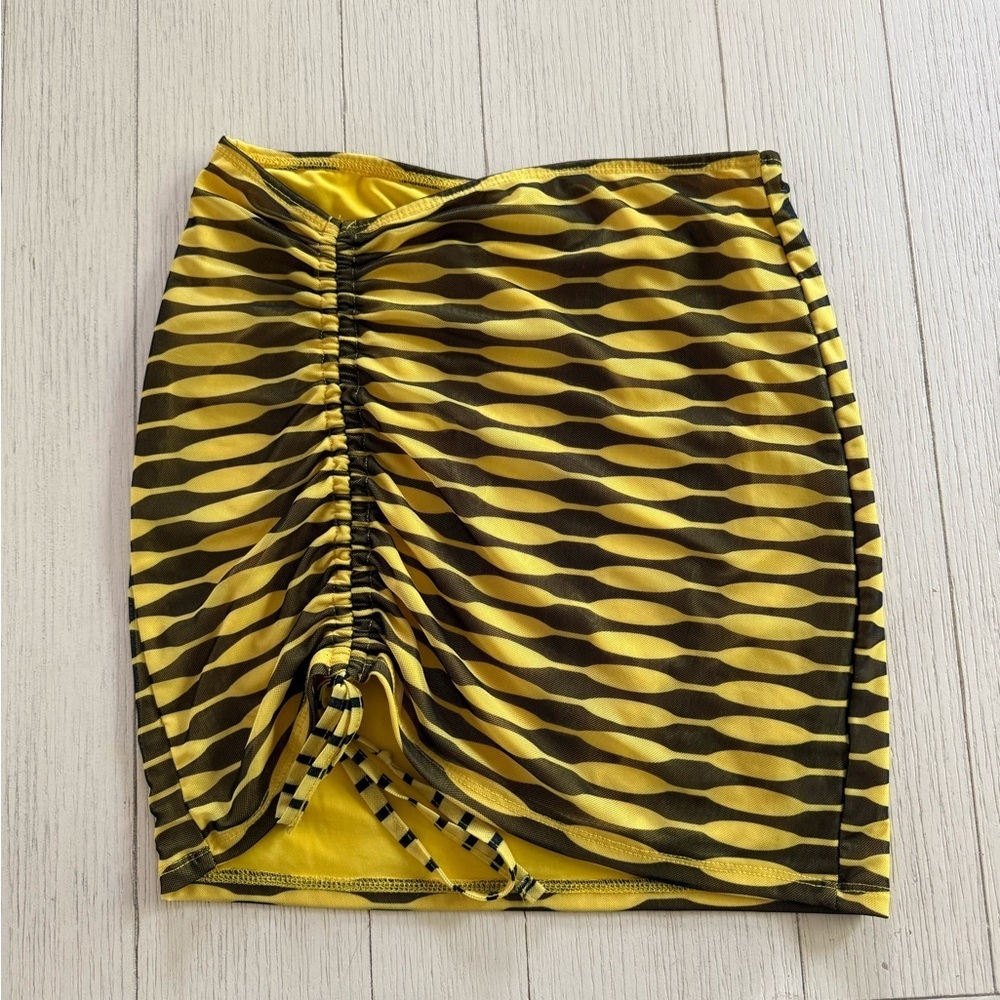 Edikted Yellow and Black Ruched Mini Pencil Skirt